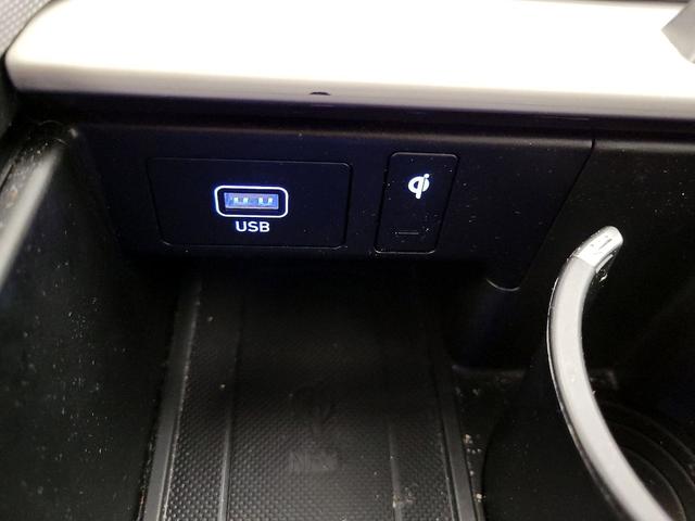 Photo of 2023 White Hyundai PALISADE