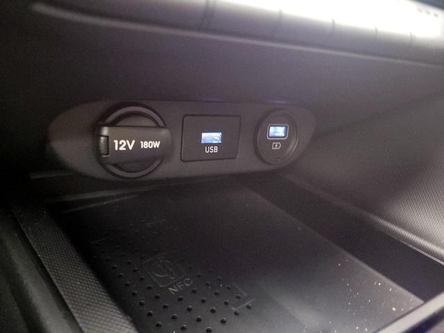Photo of 2023 Silver Hyundai ELANTRA