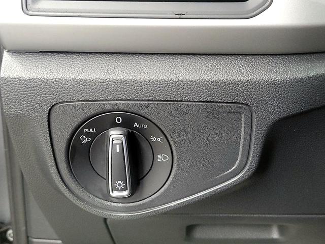 Photo of 2022 Silver Volkswagen Atlas