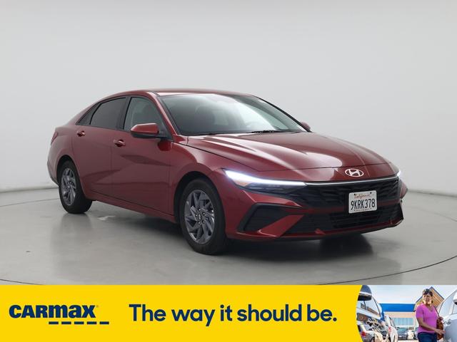 2024 Hyundai Elantra