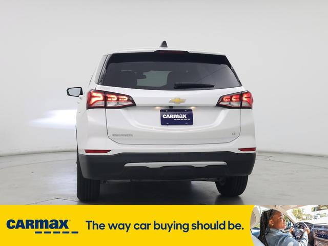 Photo of 2022 White Chevrolet Equinox