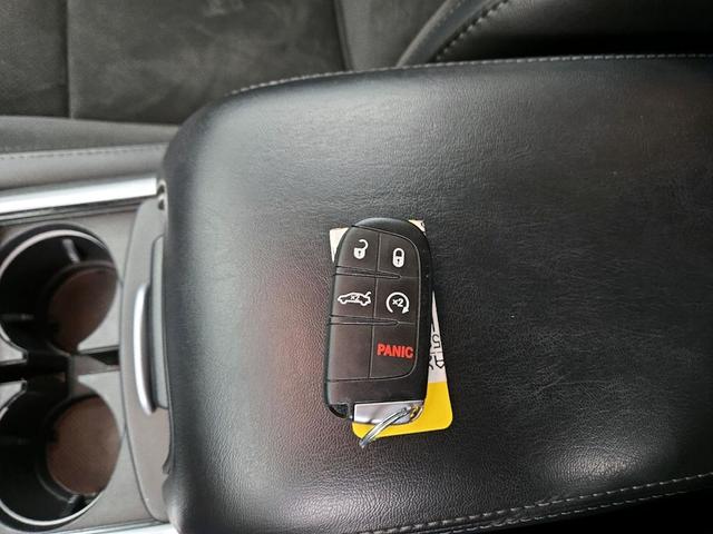 Photo of 2021 Black Dodge Charger