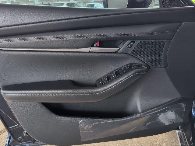Photo of 2025 Deep Crystal Blue Mica Mazda Mazda3