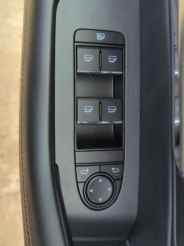 Photo of 2025 Jet Black Mica Mazda CX-90