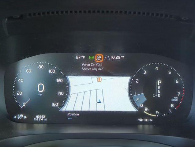 Photo of 2018 Ice White Volvo V90 Cross Country