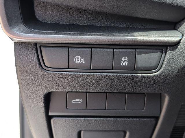 Photo of 2025 Snowflake White Pearl Mica Mazda Mazda3