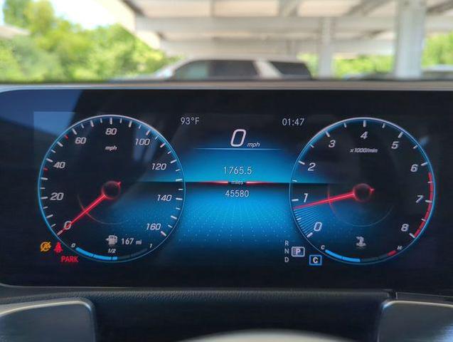 Photo of 2021 Black Mercedes-Benz GLB 250