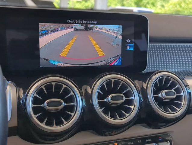 Photo of 2021 Black Mercedes-Benz GLB 250