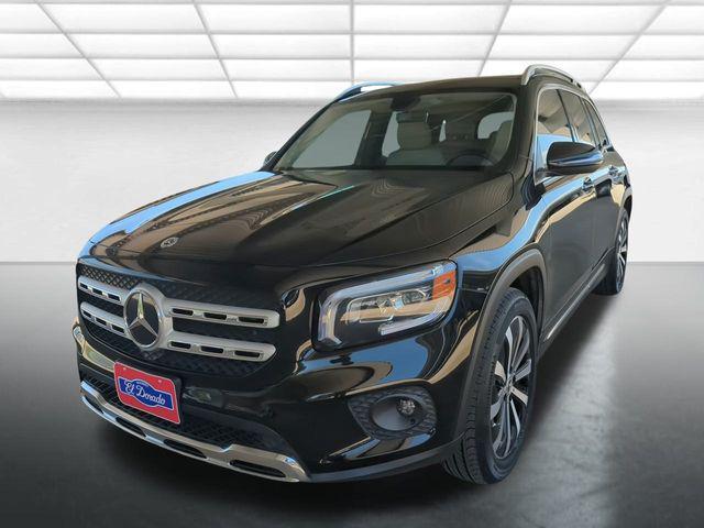 Photo of 2021 Black Mercedes-Benz GLB 250