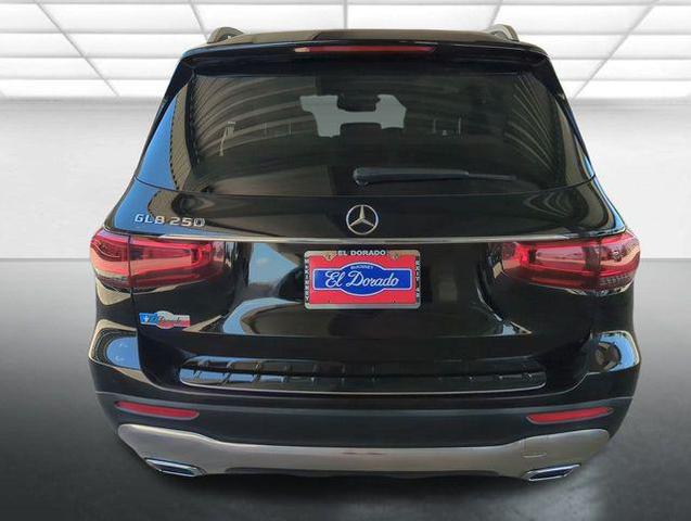 Photo of 2021 Black Mercedes-Benz GLB 250
