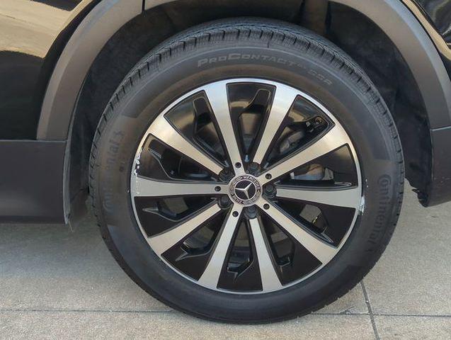 Photo of 2021 Black Mercedes-Benz GLB 250