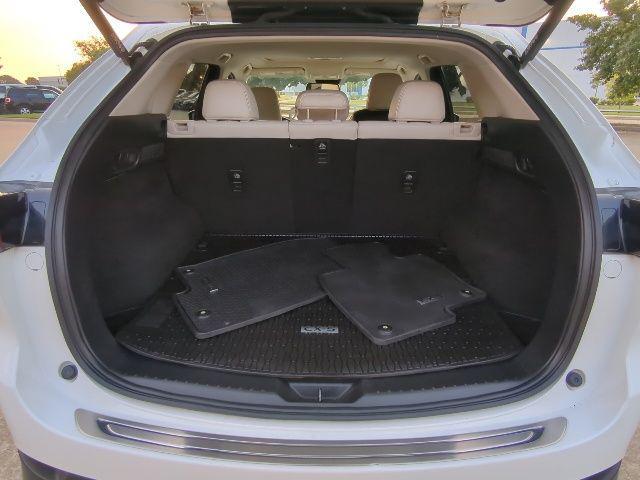 Photo of 2022 Snowflake White Pearl Mica Mazda CX-5