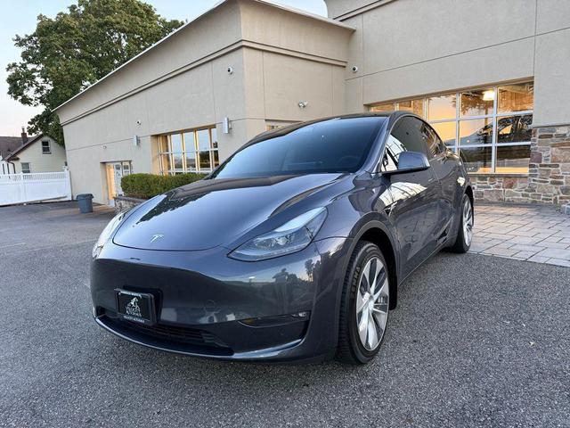 Photo of 2023  Tesla Model Y