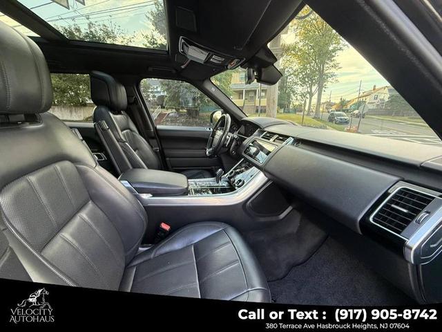Photo of 2021 Black Land Rover Range Rover Sport