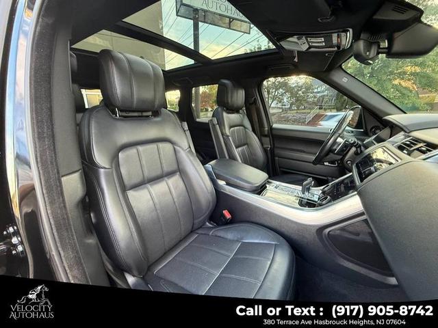 Photo of 2021 Black Land Rover Range Rover Sport