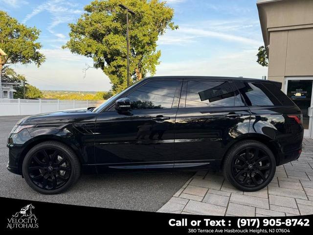 Photo of 2021 Black Land Rover Range Rover Sport