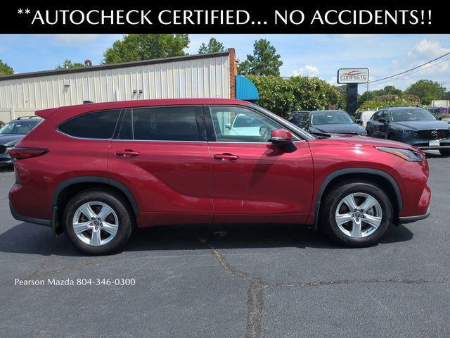 Photo of 2022 Gray Toyota Highlander