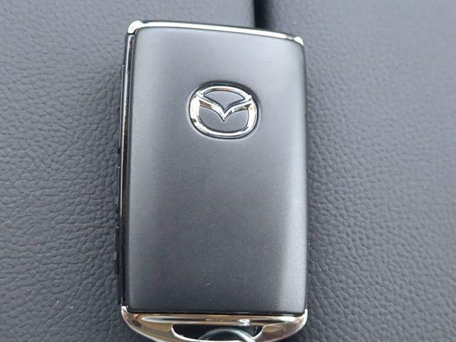 Photo of 2025 Gray Mazda CX-50