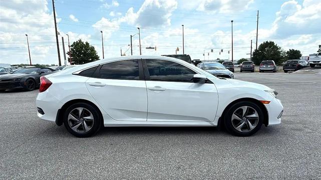Photo of 2020 Platinum White Pearl Honda Civic