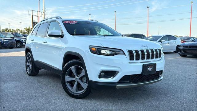 Photo of 2020 Bright White Clearcoat Jeep Cherokee