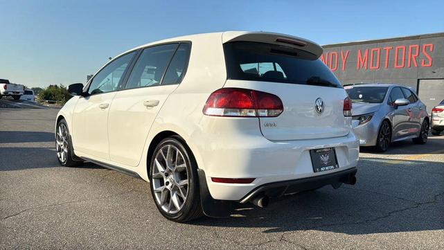 Photo of 2013 Candy White Volkswagen GTI