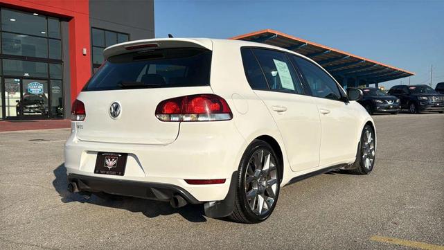 Photo of 2013 Candy White Volkswagen GTI