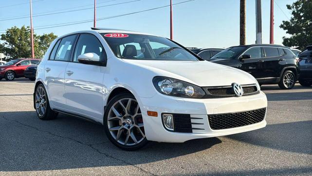 Photo of 2013 Candy White Volkswagen GTI