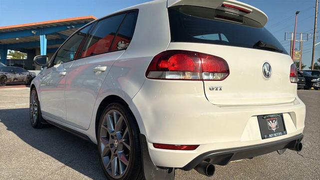 Photo of 2013 Candy White Volkswagen GTI