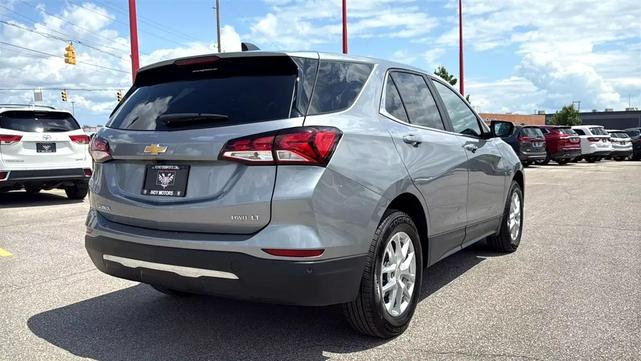 Photo of 2023 Gray Chevrolet Equinox