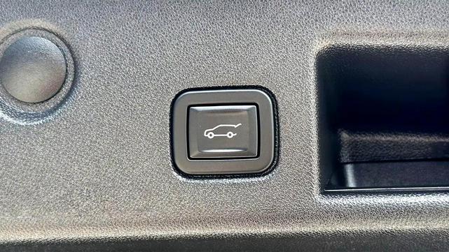 Photo of 2023 Gray Chevrolet Equinox