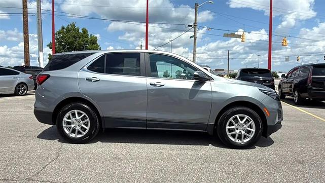 Photo of 2023 Gray Chevrolet Equinox