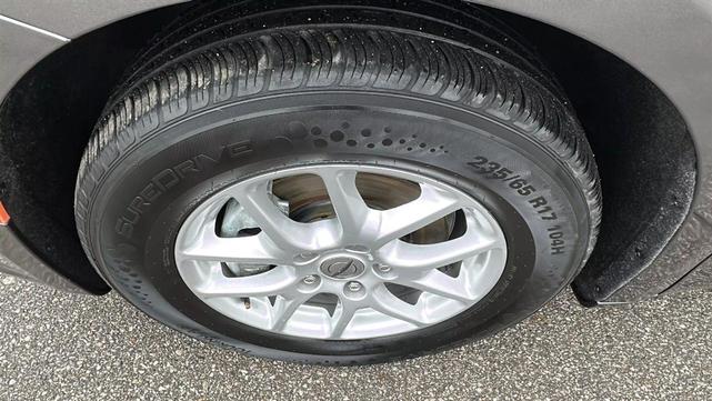 Photo of 2022 Gray Chrysler Pacifica