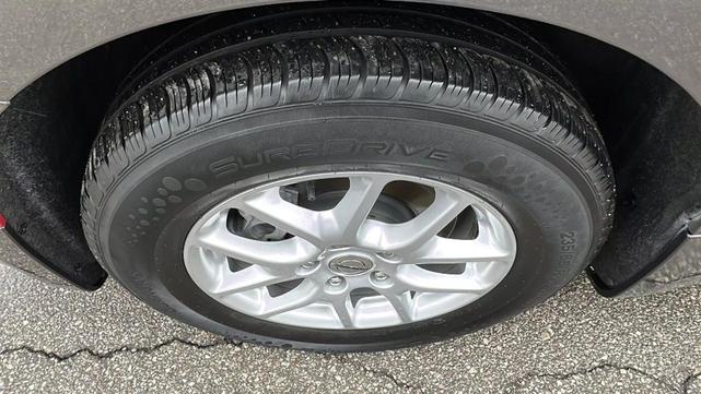 Photo of 2022 Gray Chrysler Pacifica