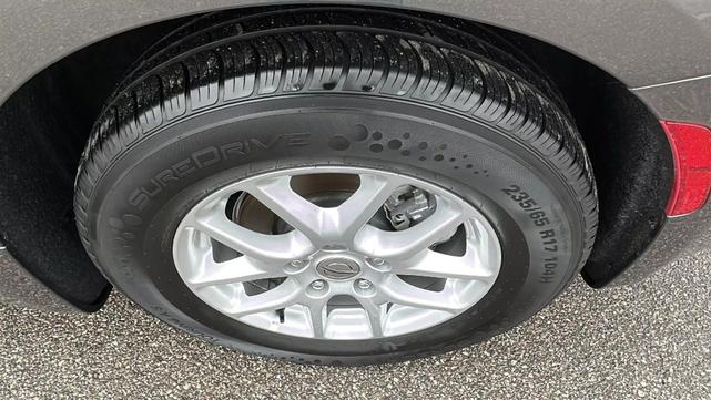 Photo of 2022 Gray Chrysler Pacifica