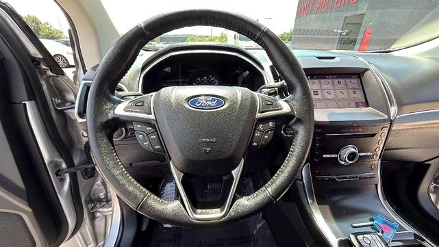 Photo of 2019 Ingot Silver Metallic Ford Edge