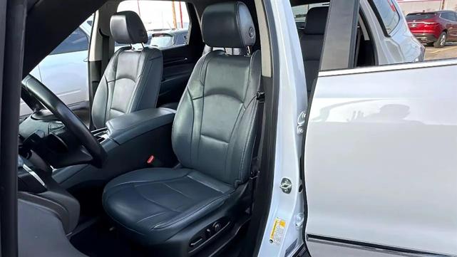 Photo of 2021 White Buick Enclave
