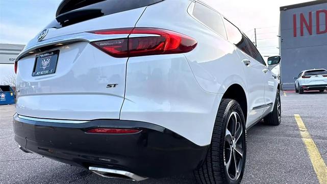 Photo of 2021 White Buick Enclave