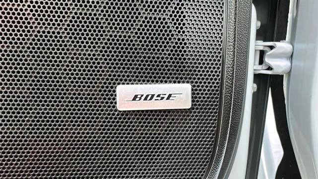 Photo of 2021 White Buick Enclave