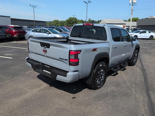 Photo of 2023 Boulder Gray Pearl Nissan Frontier