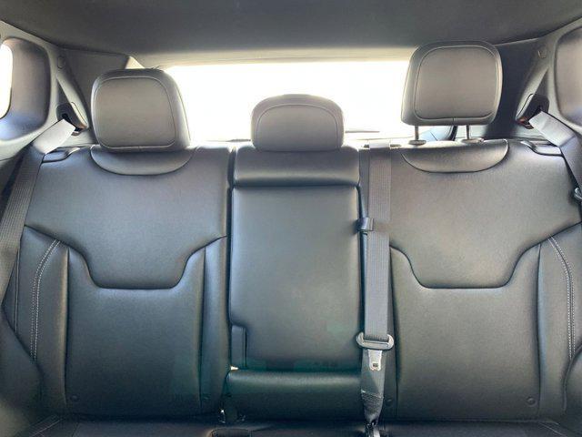 Photo of 2025 Bright White Clearcoat Jeep Compass