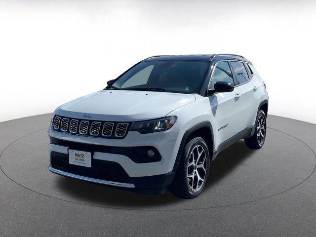Photo of 2025 Bright White Clearcoat Jeep Compass