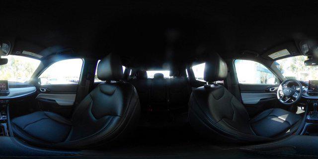 Photo of 2025 Bright White Clearcoat Jeep Compass
