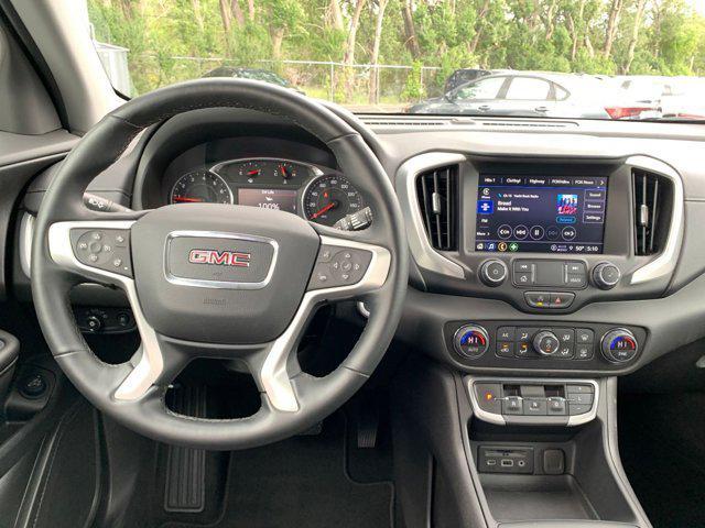 Photo of 2024 Summit White GMC Terrain