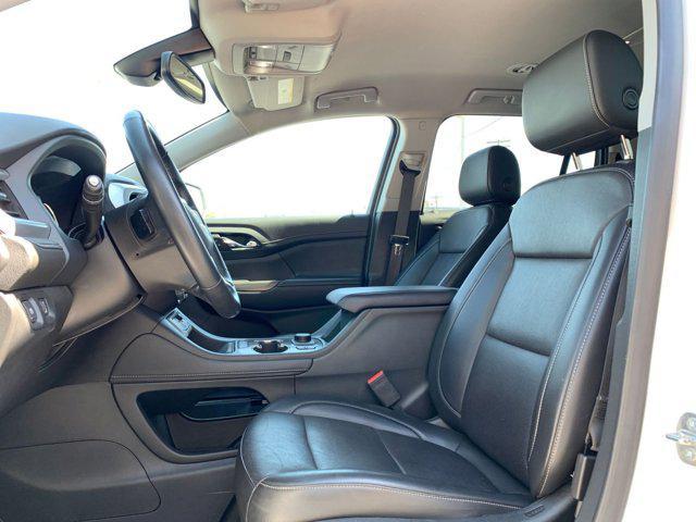 Photo of 2023 Summit White GMC Acadia