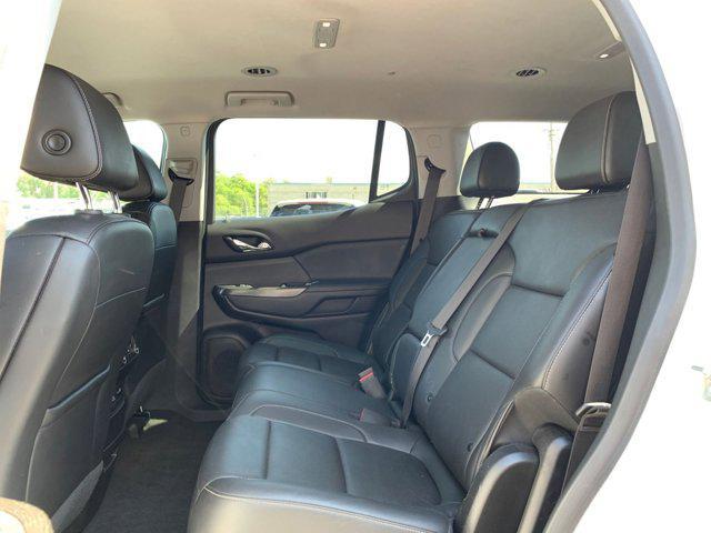 Photo of 2023 Summit White GMC Acadia