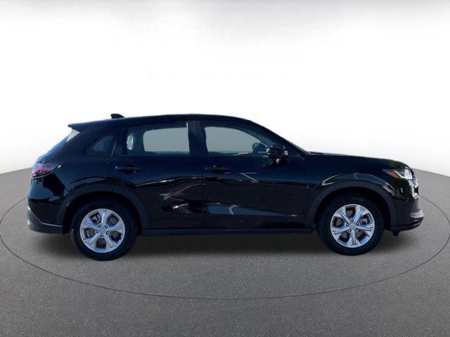 Photo of 2025 Crystal Black Pearl Honda HR-V