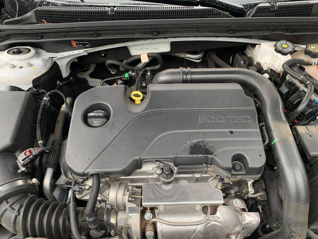 Photo of 2024 Summit White Chevrolet Malibu