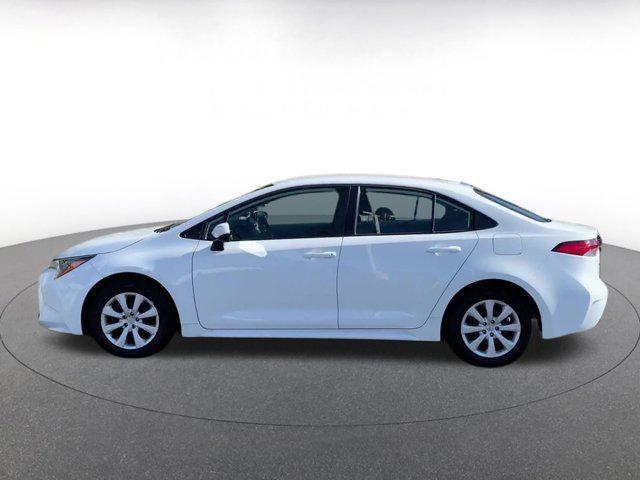 Photo of 2025 Ice Cap Toyota Corolla
