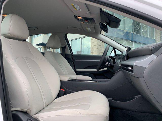 Photo of 2025 Serenity White Hyundai SONATA