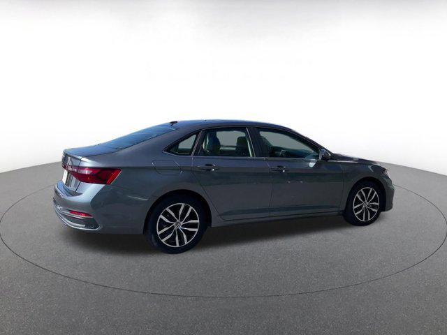 Photo of 2025 Gray Volkswagen Jetta